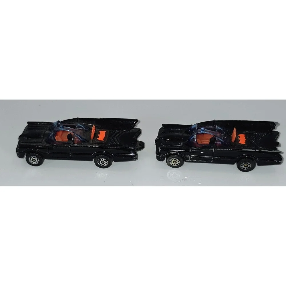 3 Vintage Corgi  Batmobiles With Batboat Batman & Robin Figures 1:64